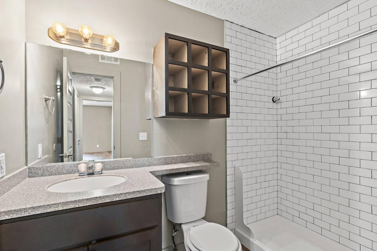 Apartment for rent at 5160 Linbar Dr 5170, Nashville, TN 37211