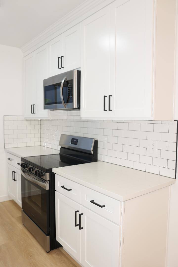 Apartment for rent at 3735 Cardiff Ave #4, Los Angeles, CA 90034