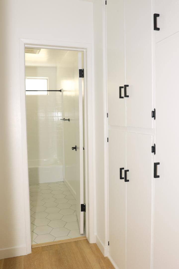 Apartment for rent at 3735 Cardiff Ave #4, Los Angeles, CA 90034