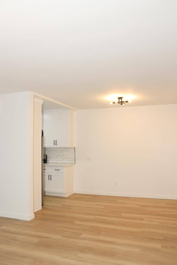 Apartment for rent at 3735 Cardiff Ave #4, Los Angeles, CA 90034