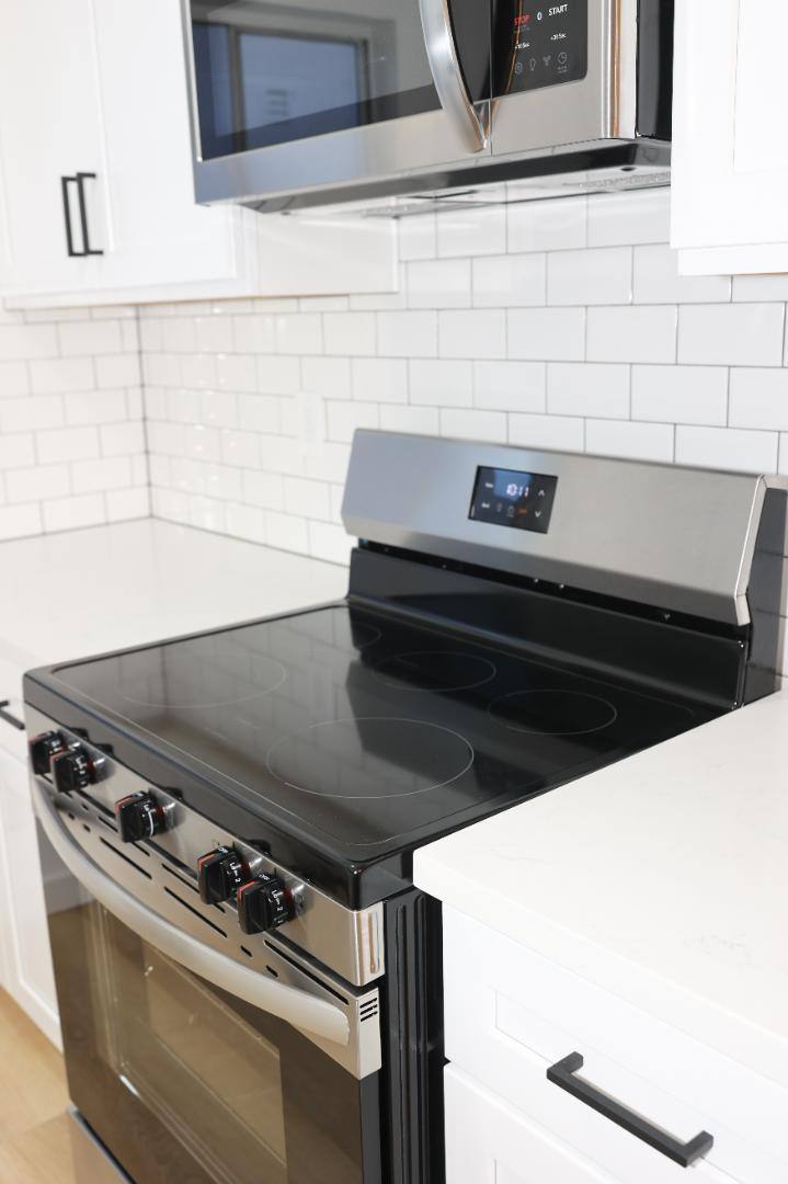 Apartment for rent at 3735 Cardiff Ave #4, Los Angeles, CA 90034
