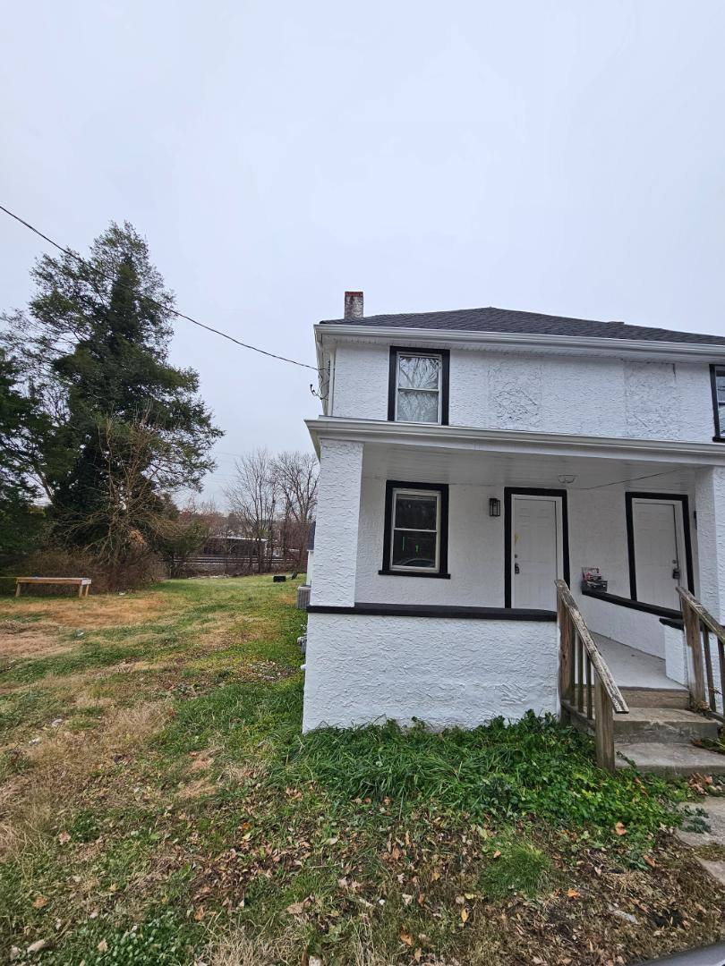 Townhouse for rent at 48 Old Lancaster Ave, Malvern, PA 19355