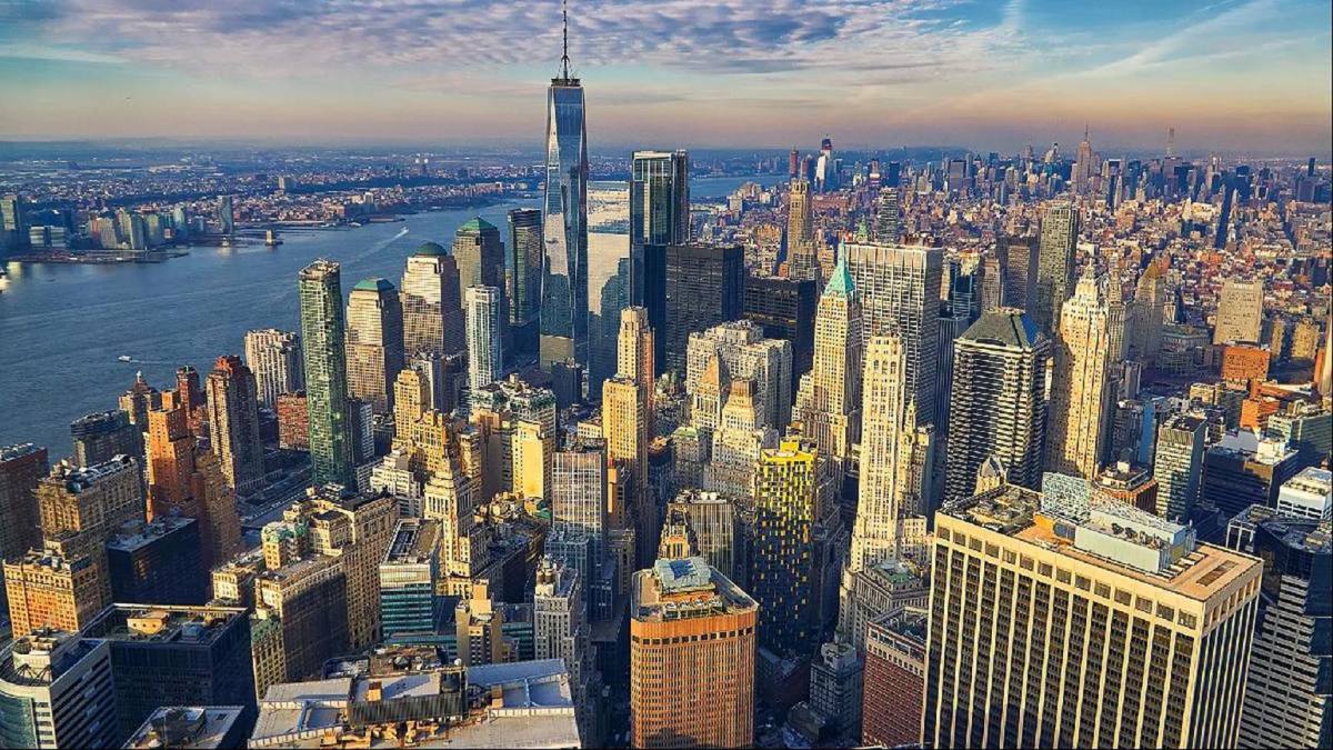 Apartment for rent at 55 Wall St #7D, New York, NY 10005