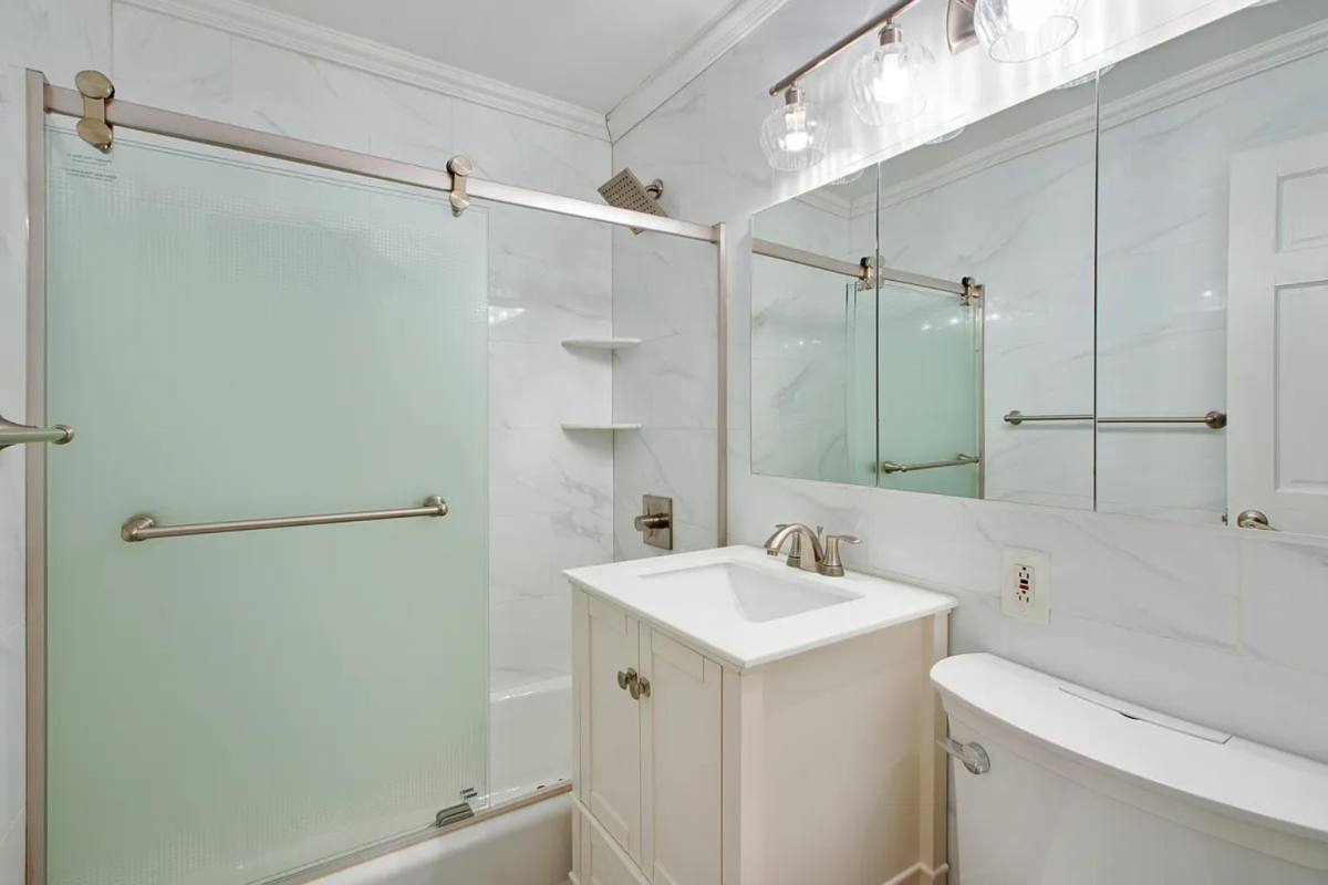 Apartment for rent at 77 Fulton St #14M, New York, NY 10038