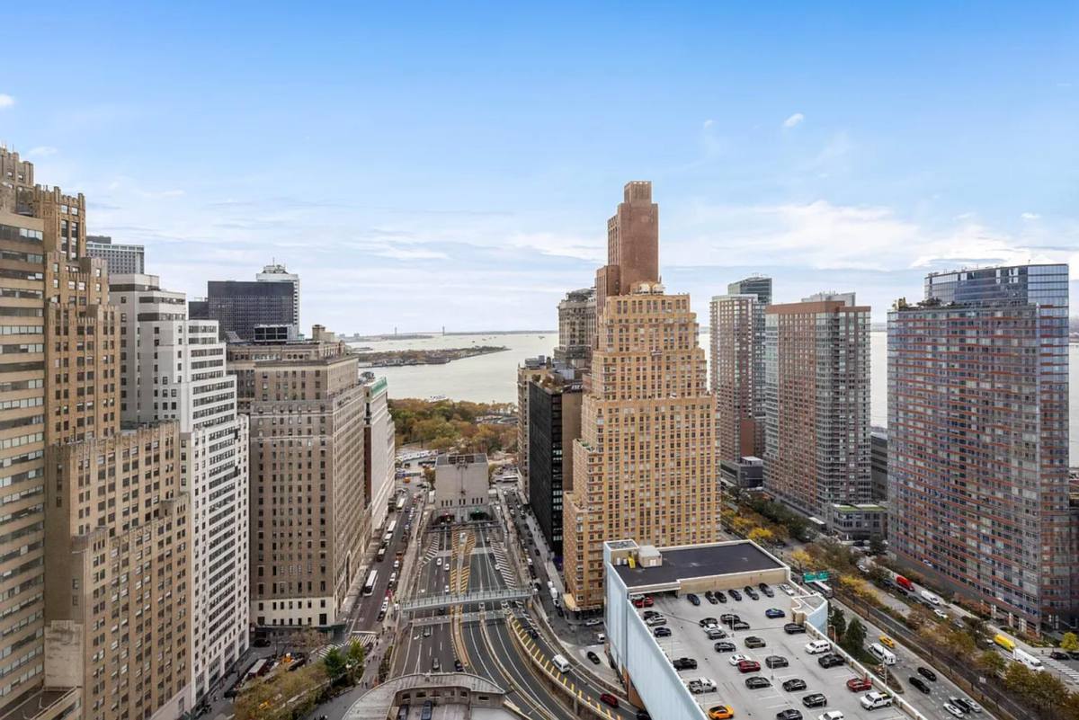 Apartment for rent at 88 Greenwich St #3004, New York, NY 10006
