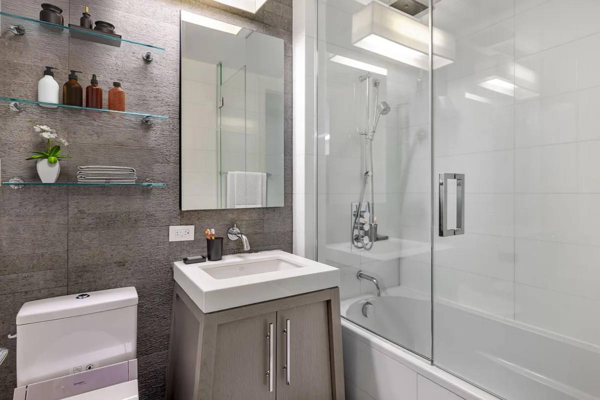 Apartment for rent at 88 Greenwich St #3004, New York, NY 10006