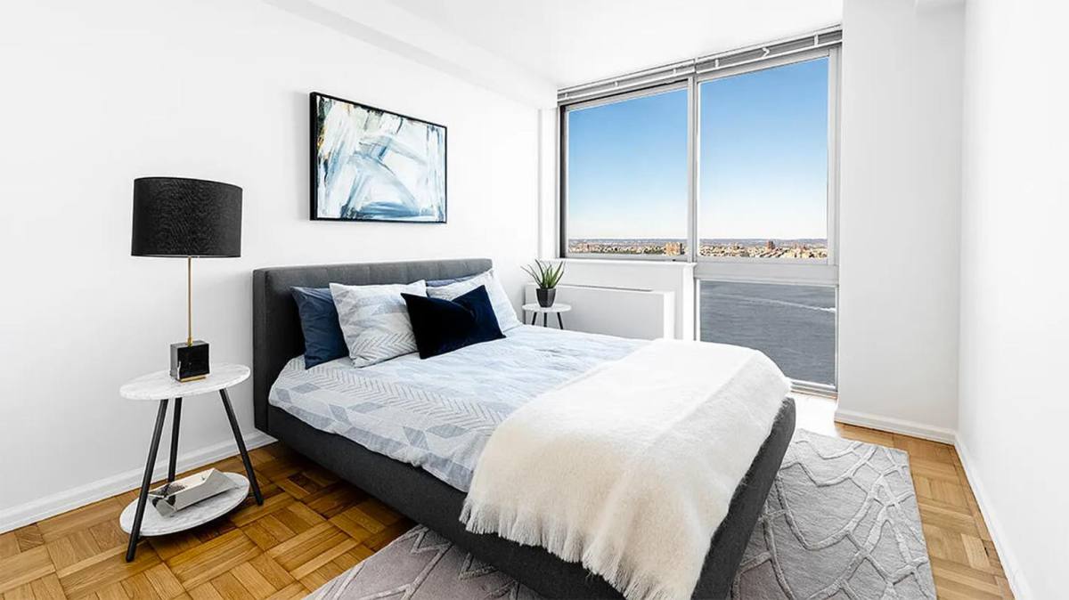 Apartment for rent at 522 W 37th St #PH5, New York, NY 10018