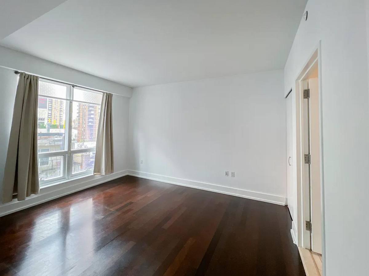 Apartment for rent at 635 W 42nd St #5L, New York, NY 10036