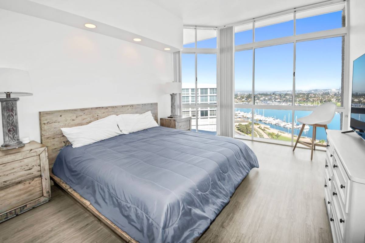 Apartment for rent at 1820 Avenida Del Mundo, Coronado, CA 92118