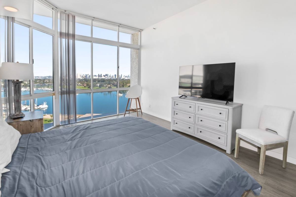 Apartment for rent at 1820 Avenida Del Mundo, Coronado, CA 92118