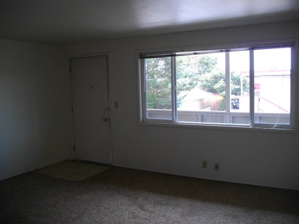 Apartment for rent at 1848 1879 M St, Springfield, OR 97477