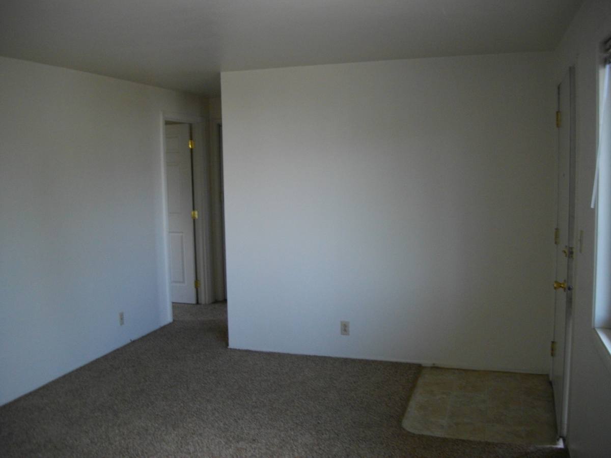 Apartment for rent at 1848 1879 M St, Springfield, OR 97477