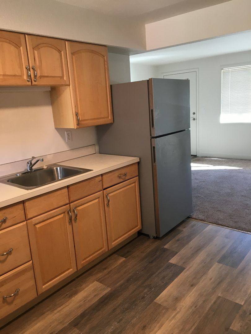 Apartment for rent at 1848 1879 M St, Springfield, OR 97477