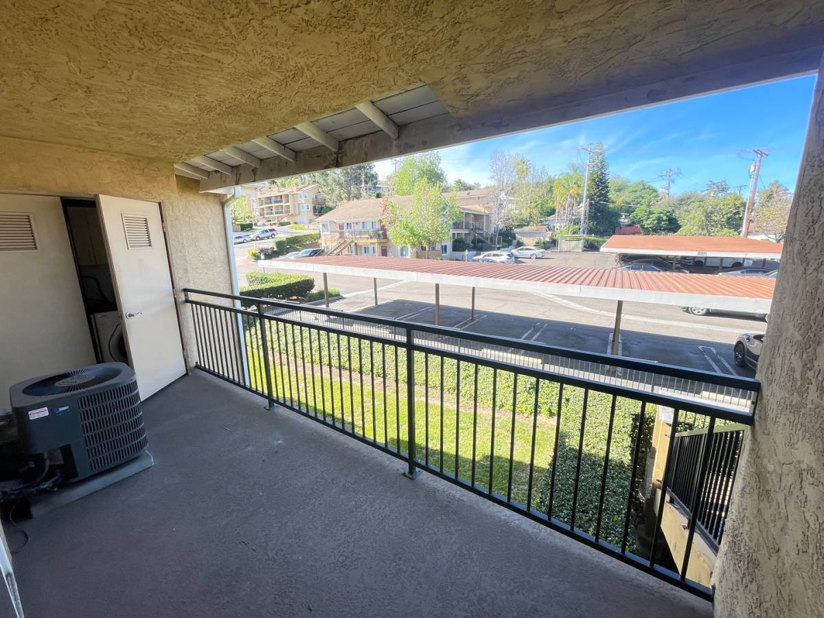 Apartment for rent at 495 San Pasqual Valley Rd, San Diego, CA 92113