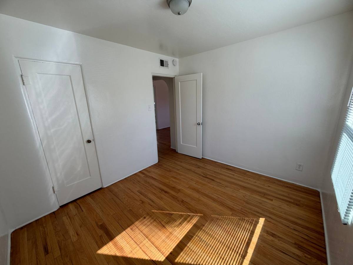 Apartment for rent at 2307-2309-2311 New York Ave SW, Albuquerque, NM 87104
