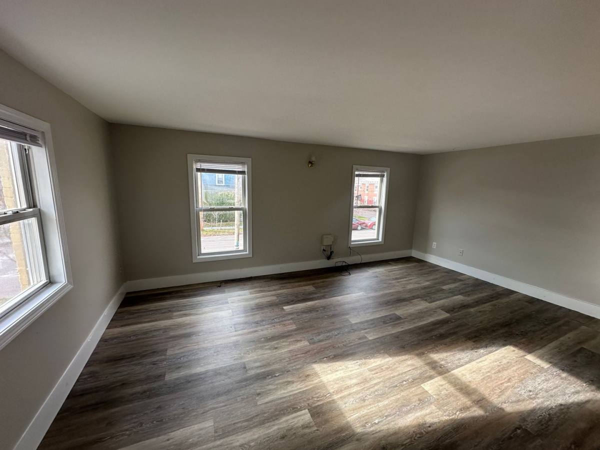 Apartment for rent at 64 Grant St, Burlington, VT 05401