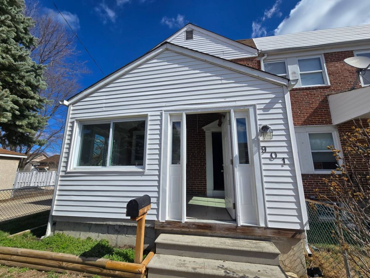Townhouse for rent at 901 Elton Ave, Baltimore, MD 21224