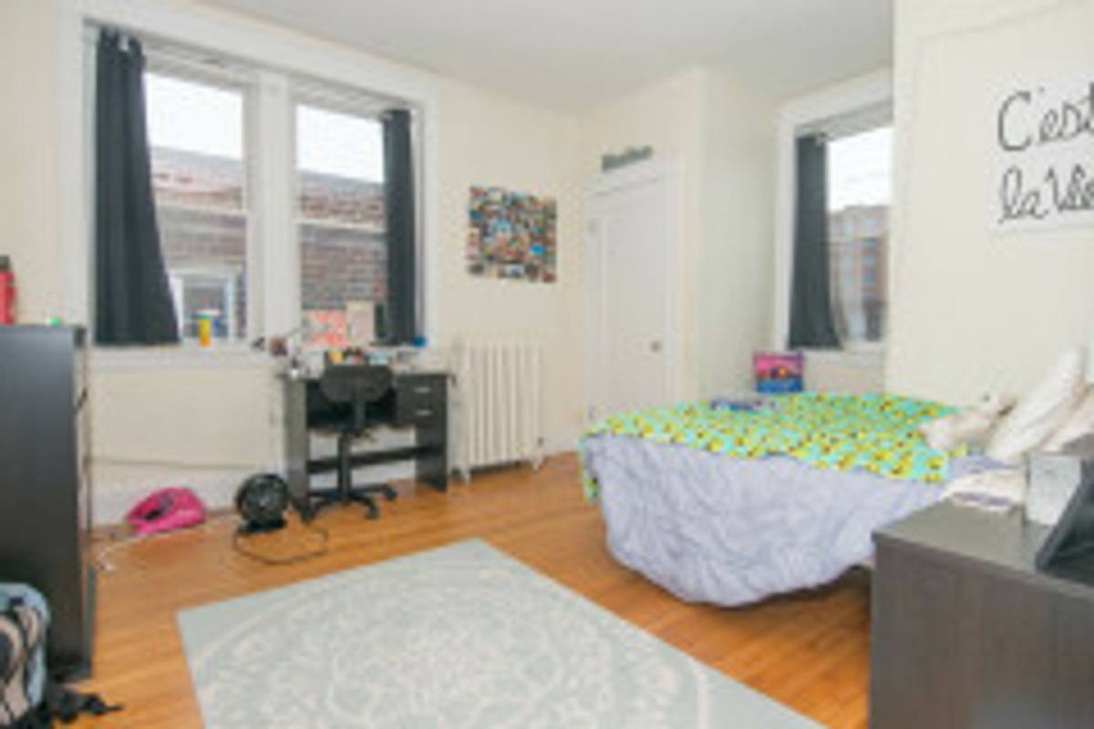 Apartment for rent at 32 Egmont St #6, Brookline, MA 02446