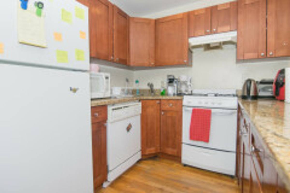Apartment for rent at 32 Egmont St #6, Brookline, MA 02446