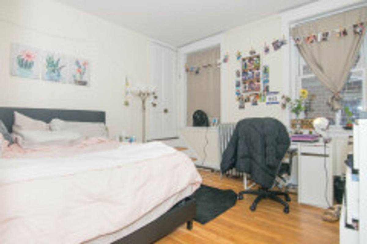 Apartment for rent at 32 Egmont St #6, Brookline, MA 02446