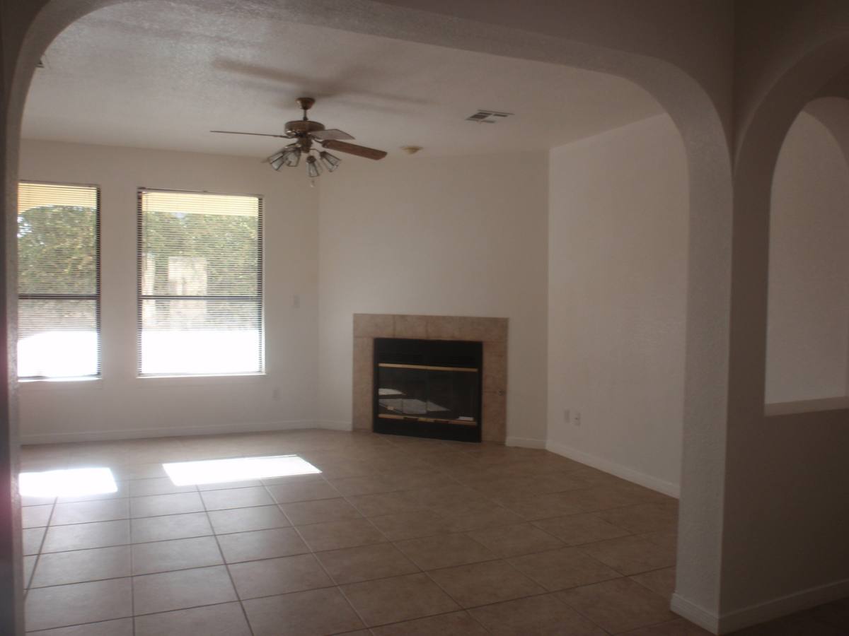 House for rent at 2714 Custer Way, Las Cruces, NM 88011