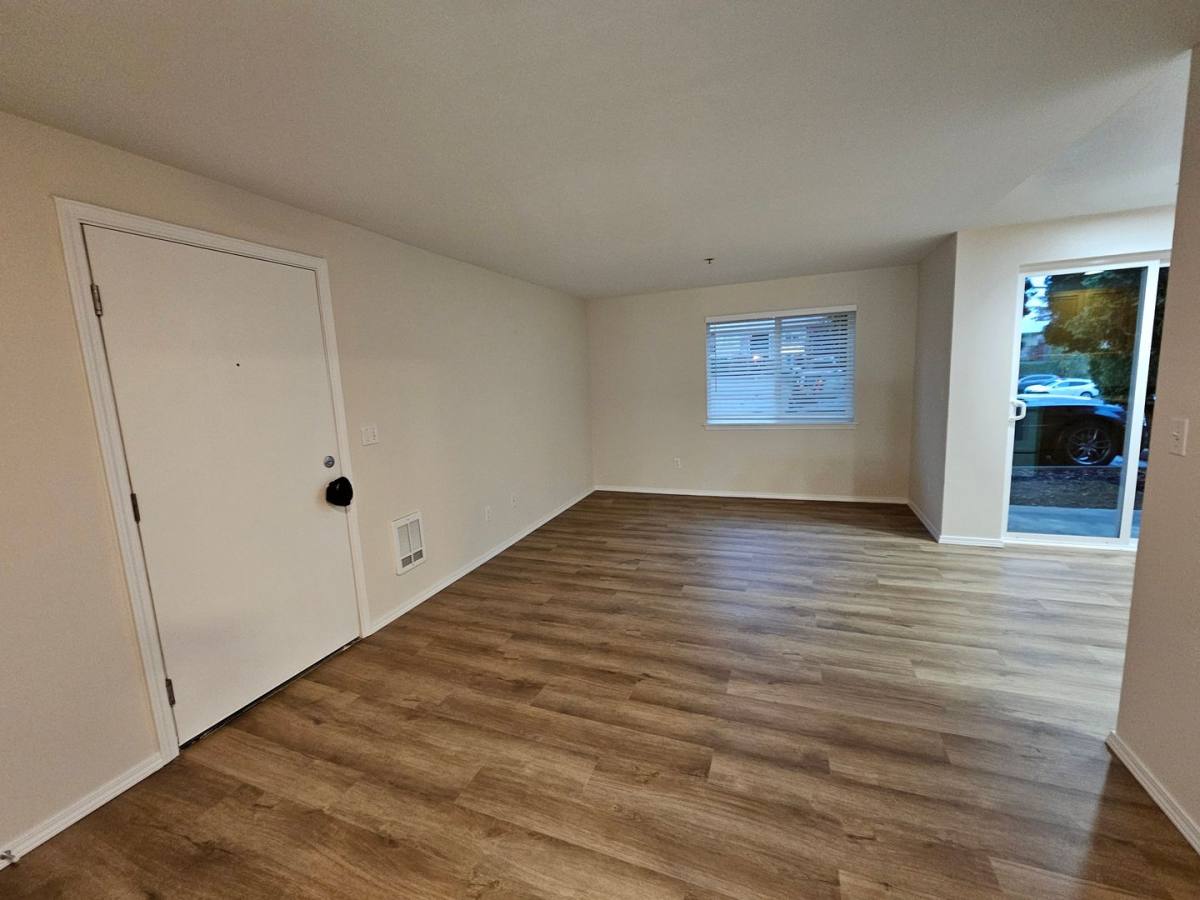 Apartment for rent at 429 SW 155th St, Seattle, WA 98166