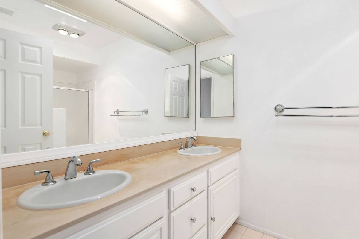 Condo for rent at 130 W Alamar, Santa Barbara, CA 93105