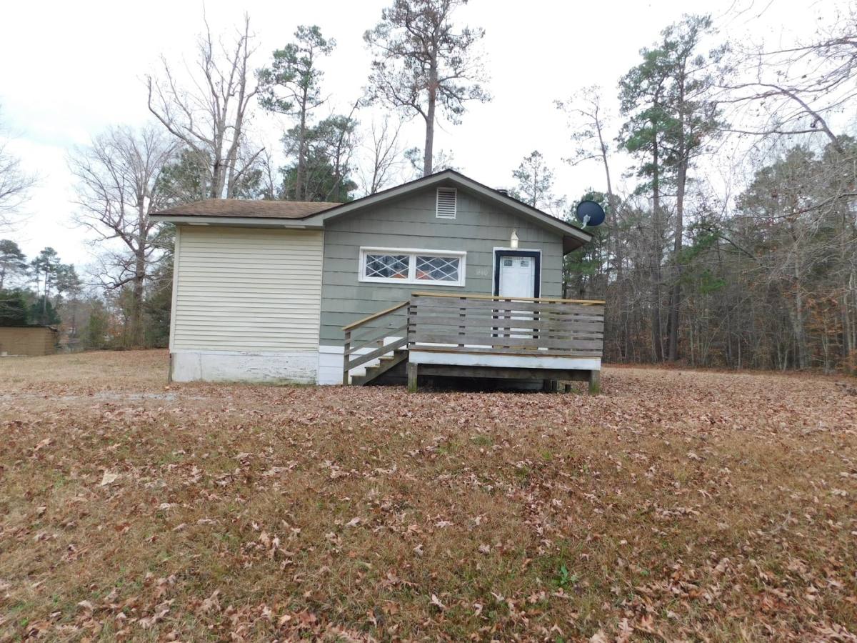 House for rent at 240 Dogwood Dr, Hertford, NC 27944