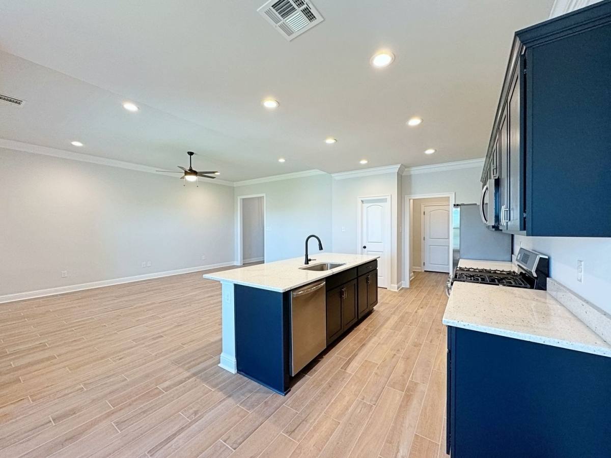 House for rent at 722 Bellegrove Square Ave, Baton Rouge, LA 70810