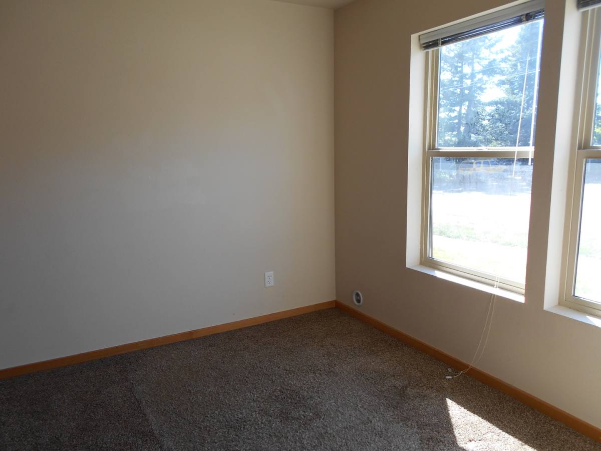 Apartment for rent at 919-23 24th St, Bellingham, WA 98225