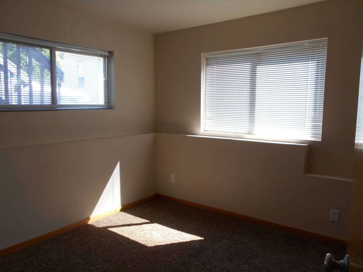 Apartment for rent at 919-23 24th St, Bellingham, WA 98225
