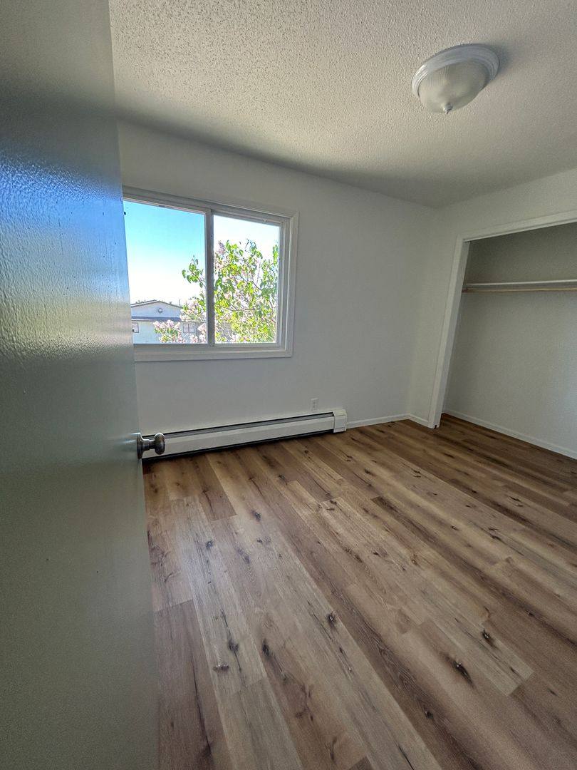 Apartment for rent at 1189 17th Ave W, Dickinson, ND 58601