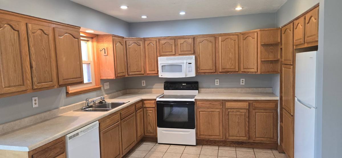 House for rent at 821 Brian Court, Radcliff, KY 40160
