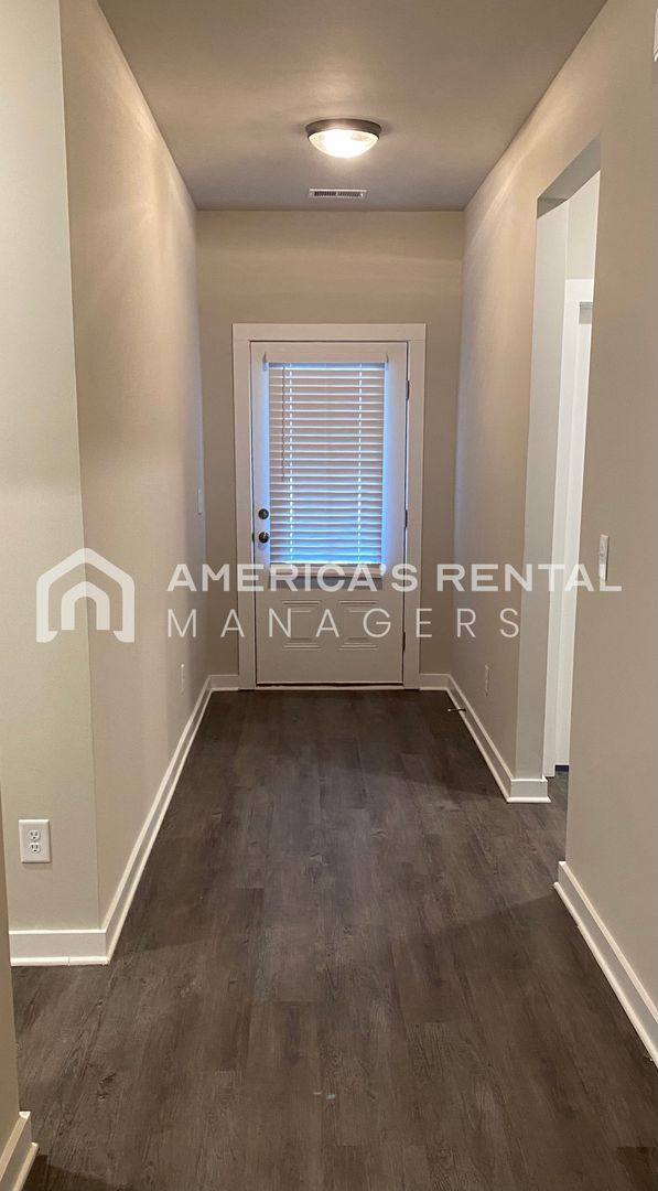 House for rent at 145 Ridge View Circle, Jemison, AL 35085