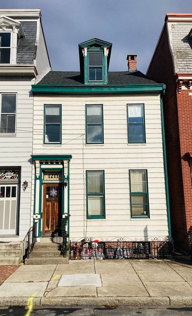 Apartment for rent at 1211 Green St, Harrisburg, PA 17102