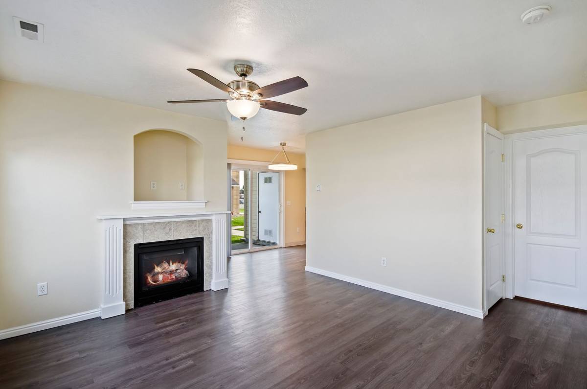 Townhouse for rent at 11399 Pamelas Lane, Nampa, ID 83651