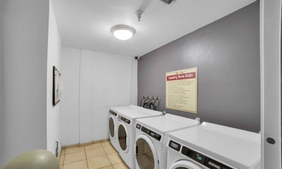 Condo for rent at 620 S Gramercy Place, Los Angeles, CA 90005