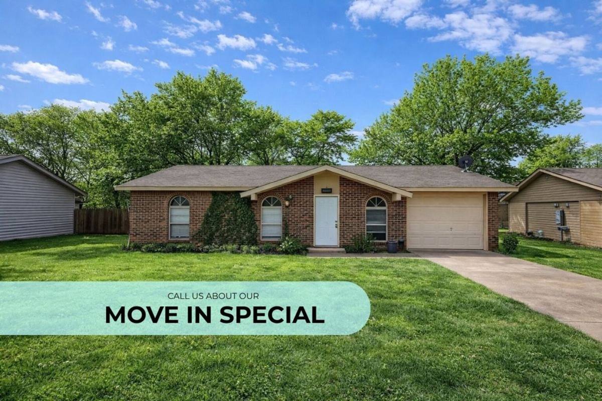 House for rent at 130 Astoria Dr, Cedar Hill, TX 75104