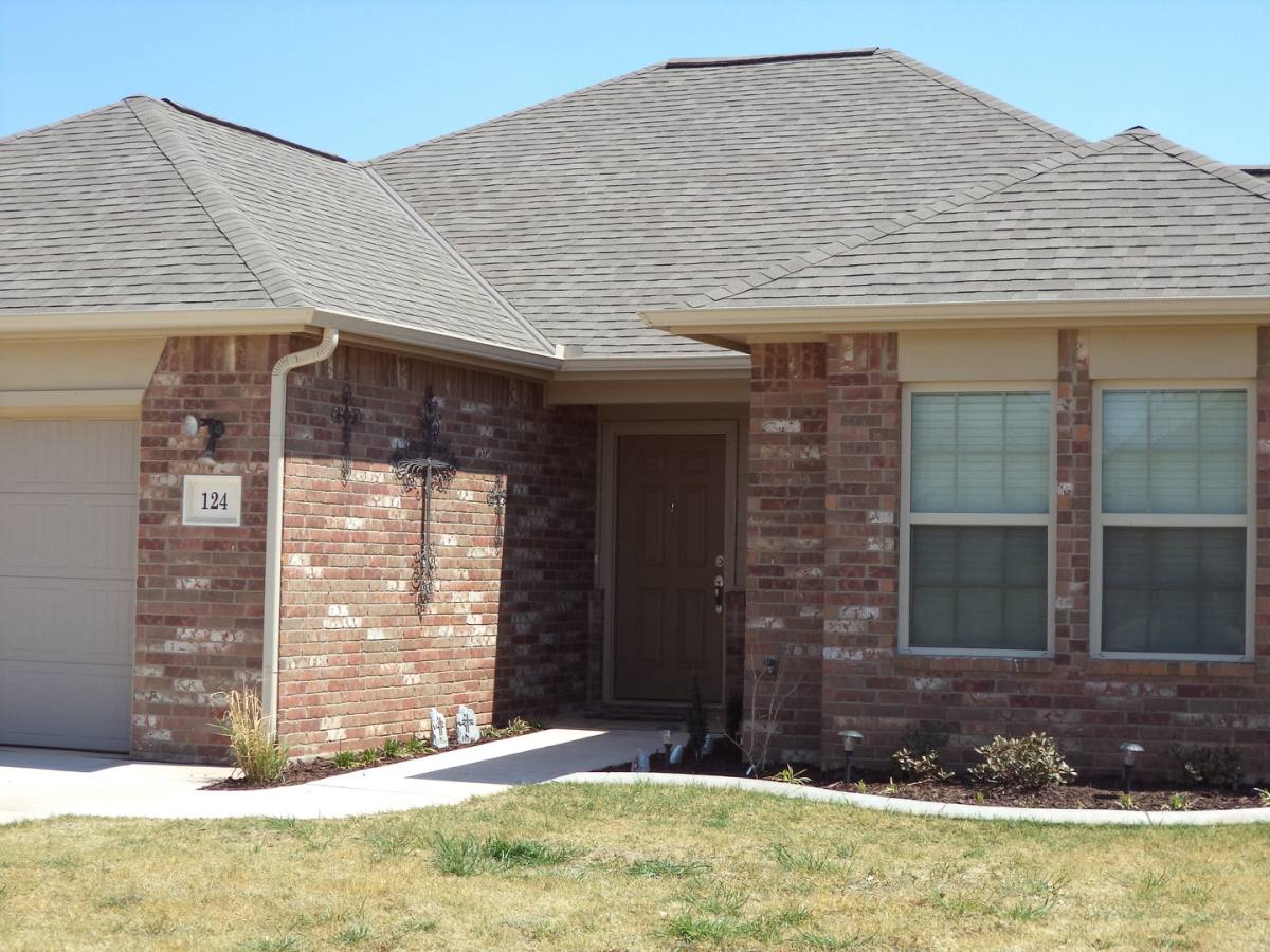 Apartment for rent at 101 Harvest Rd, Guthrie, OK 73044