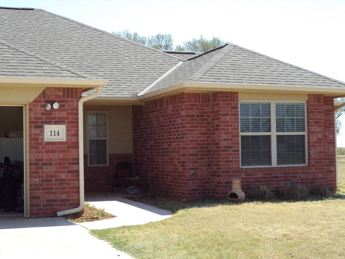 Apartment for rent at 101 Harvest Rd, Guthrie, OK 73044