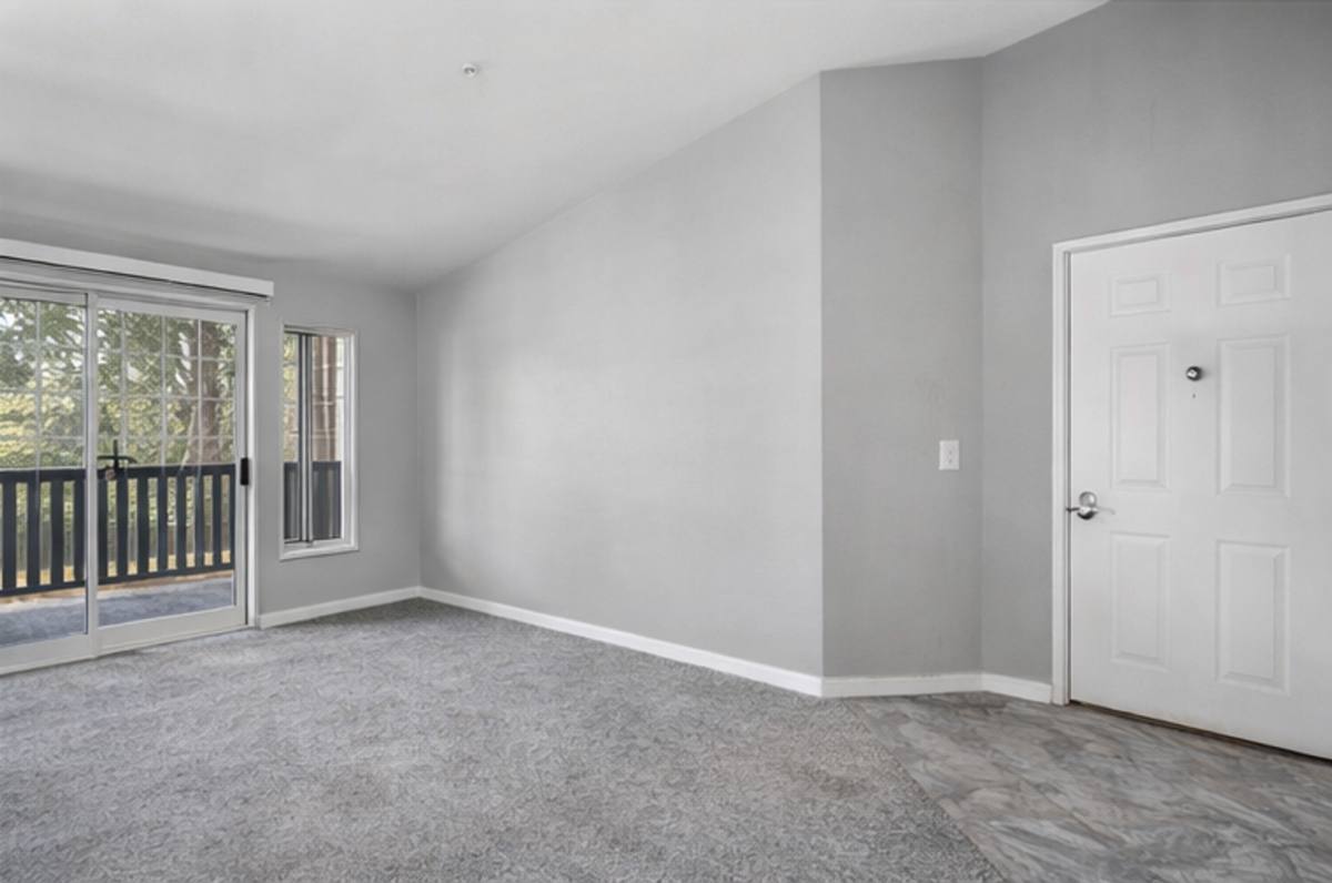 Condo for rent at 215 100th St SW, Everett, WA 98204