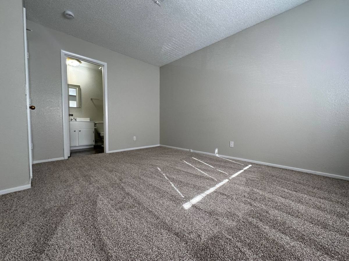 Townhouse for rent at 181 Bel Port Dr, Las Vegas, NV 89110