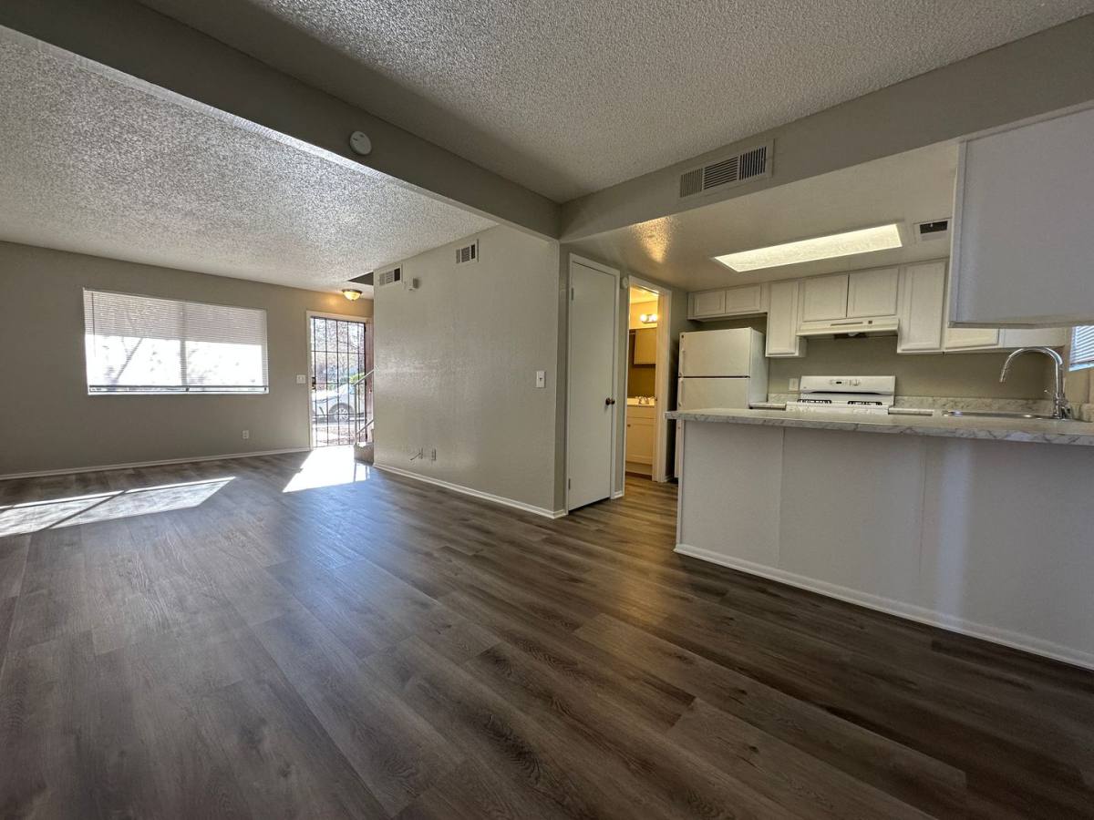 Townhouse for rent at 181 Bel Port Dr, Las Vegas, NV 89110