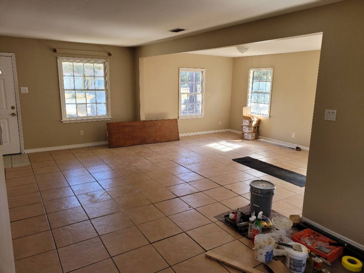 House for rent at 3910 Charmaine Circle, Mobile, AL 36605