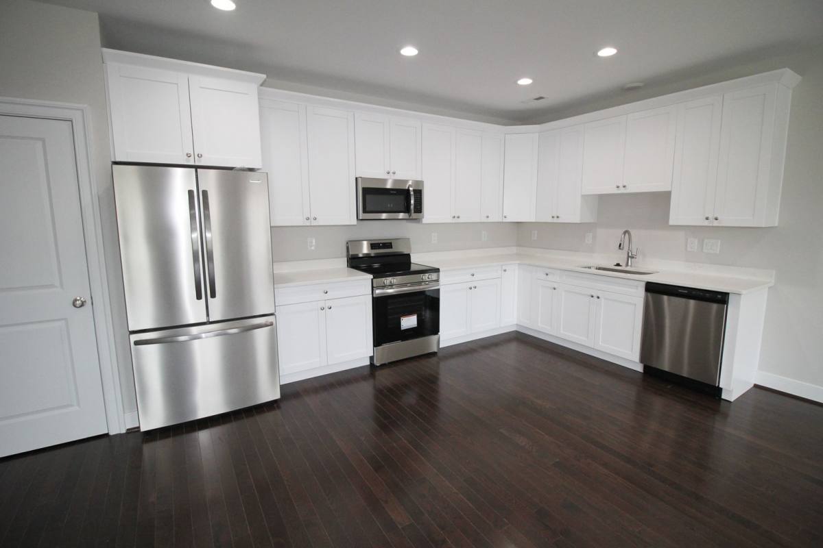 Townhouse for rent at 1704 W Cary St, Richmond, VA 23220