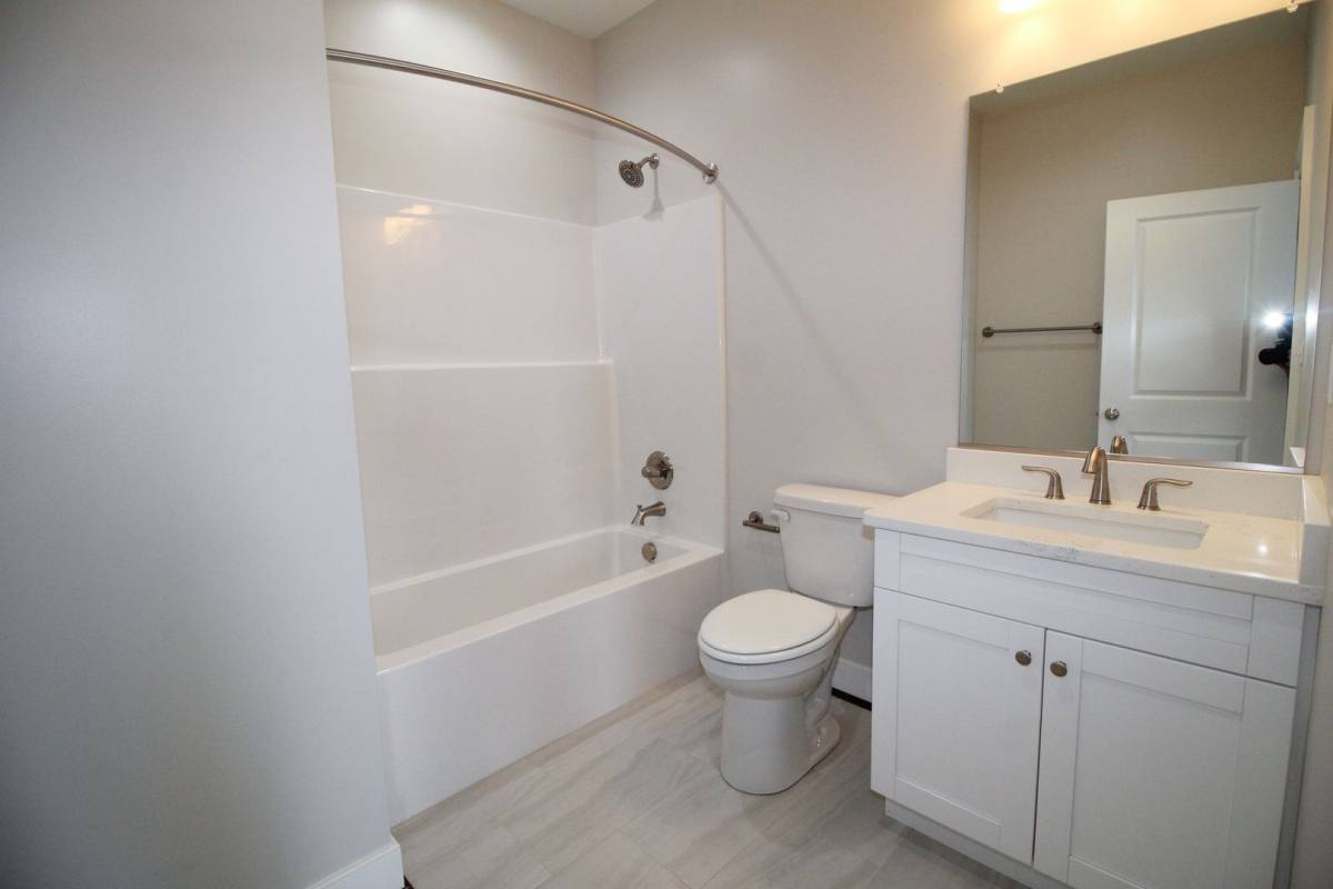 Townhouse for rent at 1704 W Cary St, Richmond, VA 23220