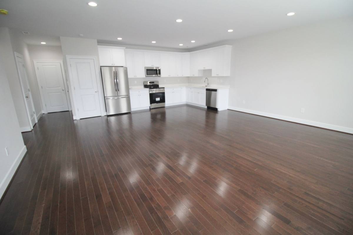 Townhouse for rent at 1704 W Cary St, Richmond, VA 23220