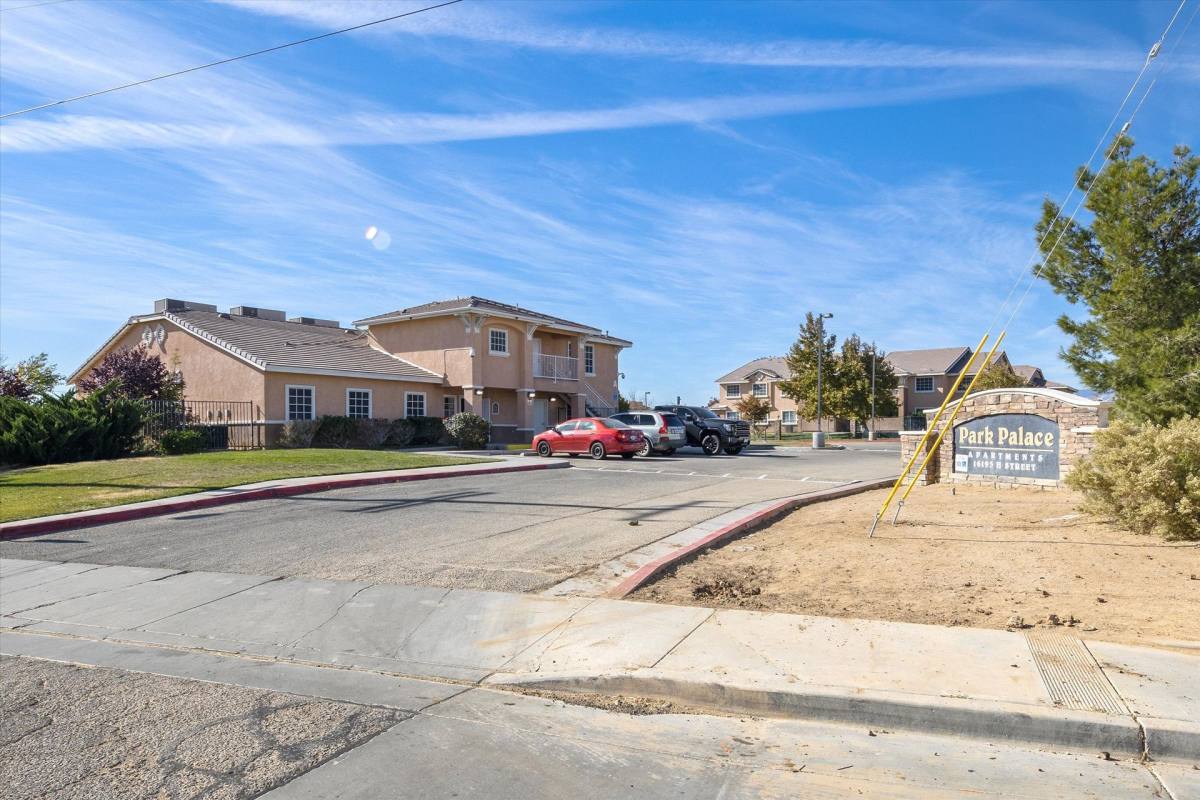 Apartment for rent at 16197 H St, Mojave, CA 93501