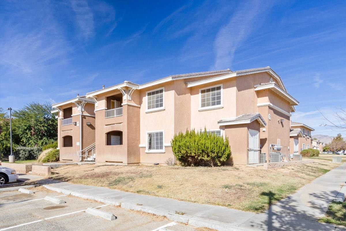 Apartment for rent at 16197 H St, Mojave, CA 93501