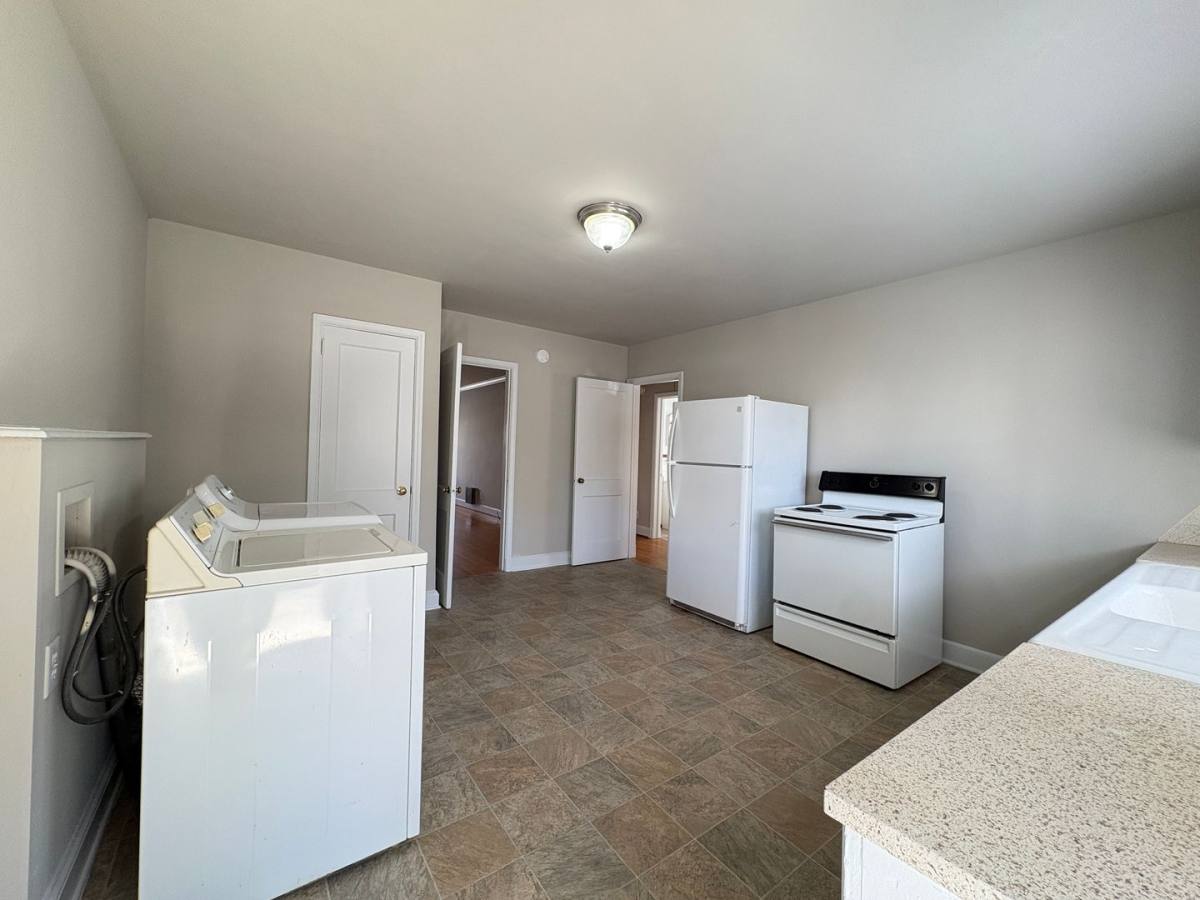 Apartment for rent at 1915 Walker Ave #A, Greensboro, NC 27403
